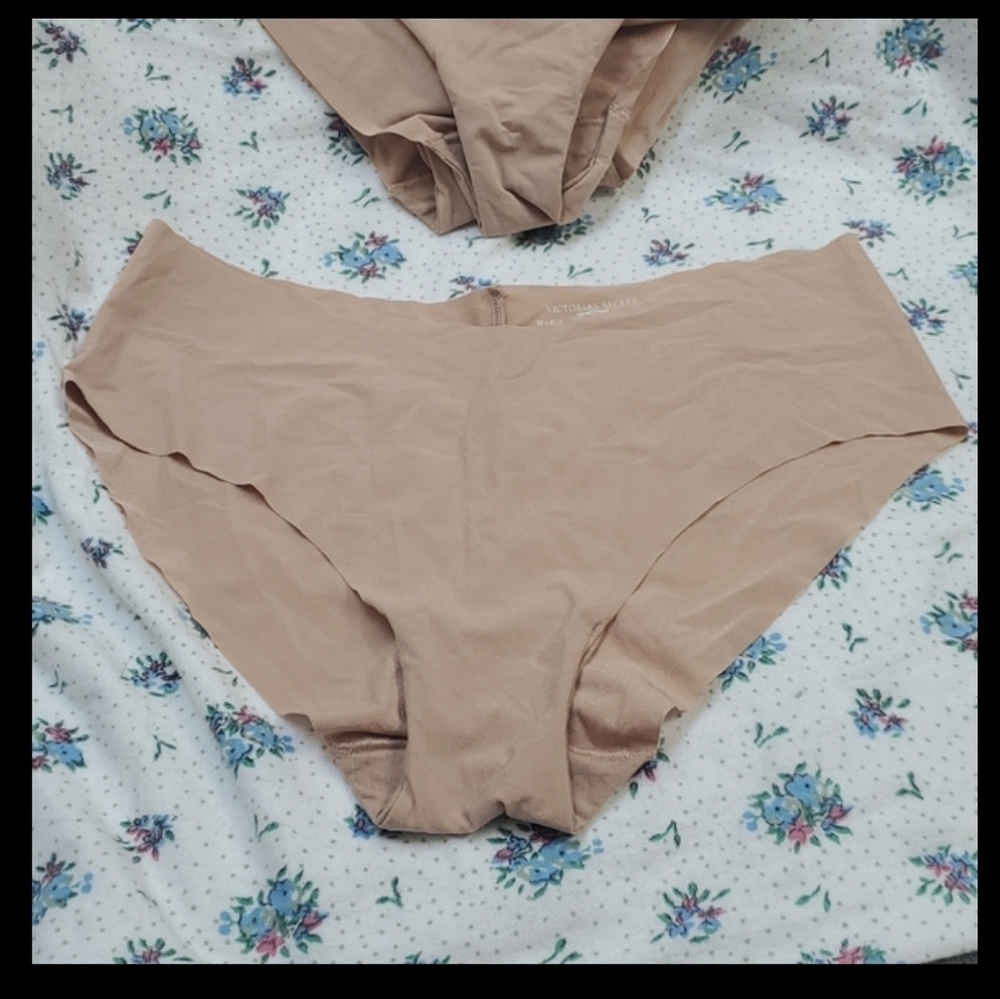 Victoria's Secret Nude Hiphugger Hipster Underwear Panty Set of 3 NWOT L Large